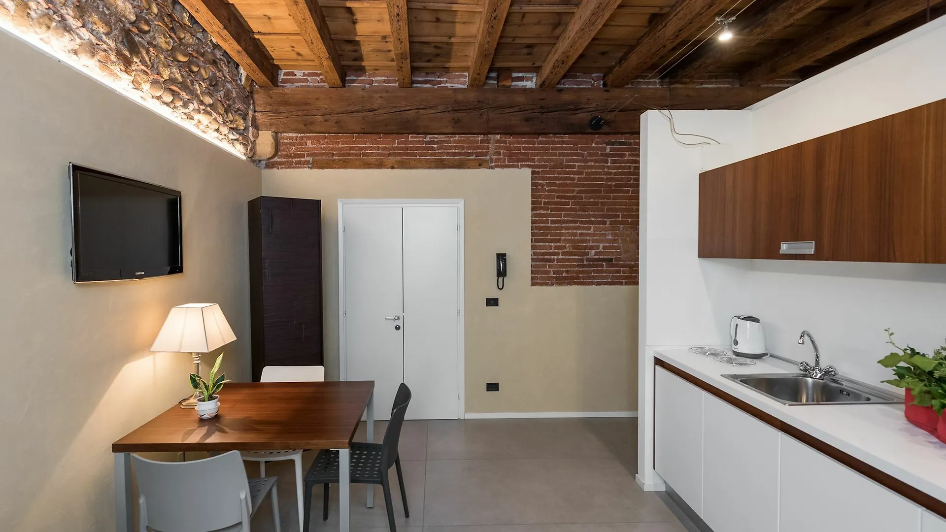 Il Vicolo Aparthotel Verona